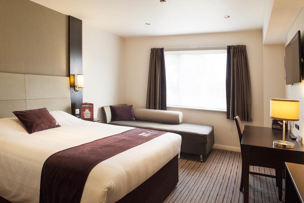 Premier Inn Edinburgh A1 - Newcraighall Екстериор снимка